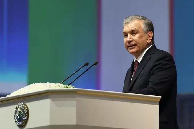 «Вилоятни барча йўналишларда ривожлантириш бўйича кенг кўламли режалар ишлаб чиққанмиз». Шавкат Мирзиёев Қашқадарёда амалга ошириладиган йирик лойиҳалар ҳақида маълумот берди