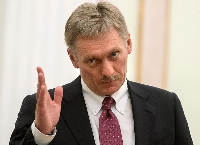 «Россияда мамлакатни тарк этган муаллифларнинг асарларини тақиқлаш тенденцияси йўқ» — Песков