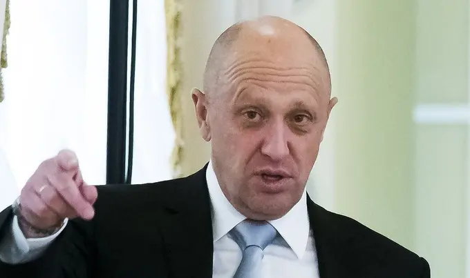 Путинга Украина билан урушдаги хатолар ҳақида тўғридан-тўғри гапирган одамнинг исми ошкор қилинди
