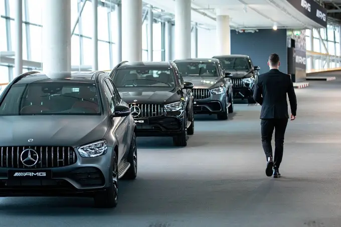 Oversupply of cars can cause "price wars", says UBS bank; situation in Uzbek market revealed