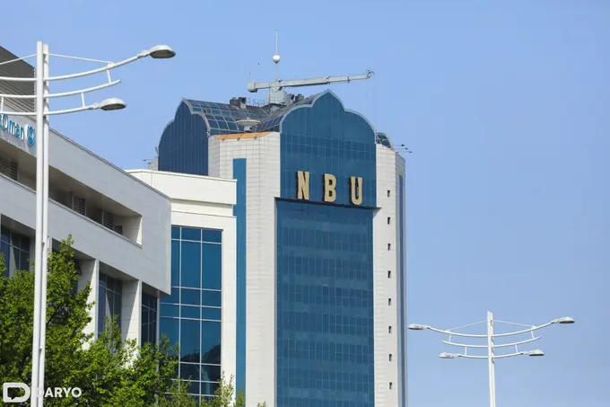Uzbekistan's banks experience decline in monthly net profit