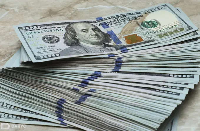 В Узбекистане упали все валюты 