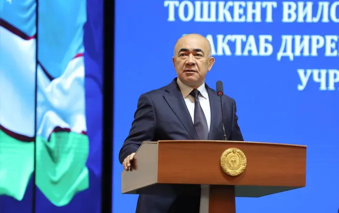 Зоир Мирзаев ўқитувчилари ва ўқувчилари телефон ишлатишдан воз кечган мактабга 300 миллион сўм пул мукофоти беришини маълум қилди