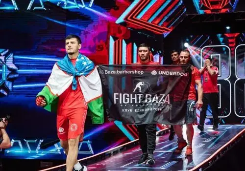 Достон Бозоров қийин кечган чемпионлик жангида ғалаба қозонди