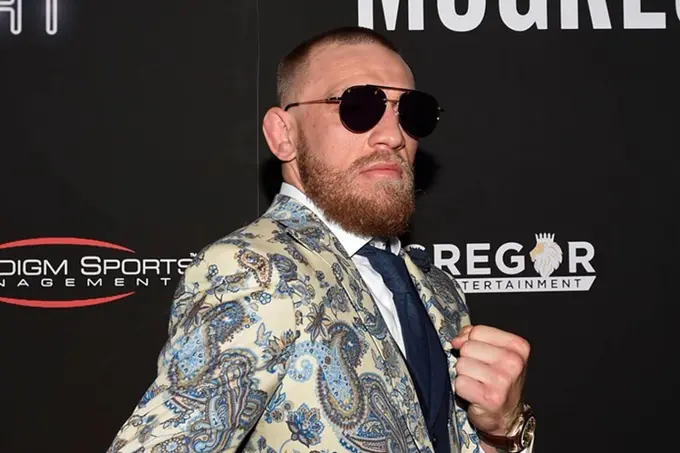 Конор Макгрегор UFC билан шартномасида нечта жанг қолганини айтди