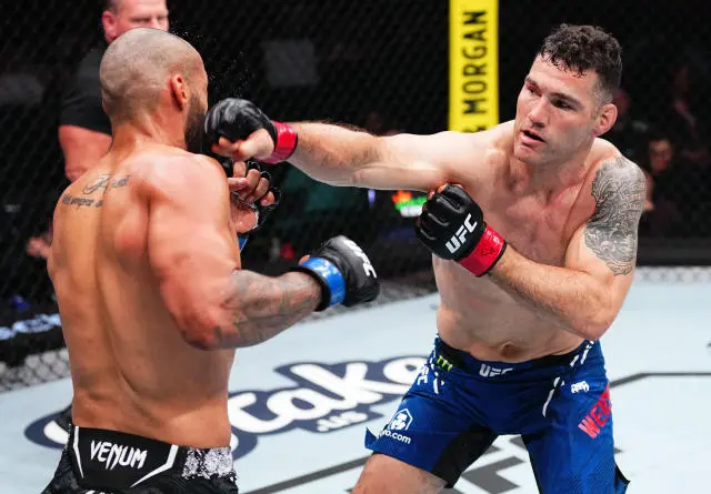 UFC жангчиси рақиби билан жангдан сўнг кўриш қобилиятини 30 фоизга йўқотди