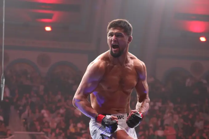 Нурсултон Рўзибоев UFC’даги 2-жангидан олган гонорари маълум бўлди 