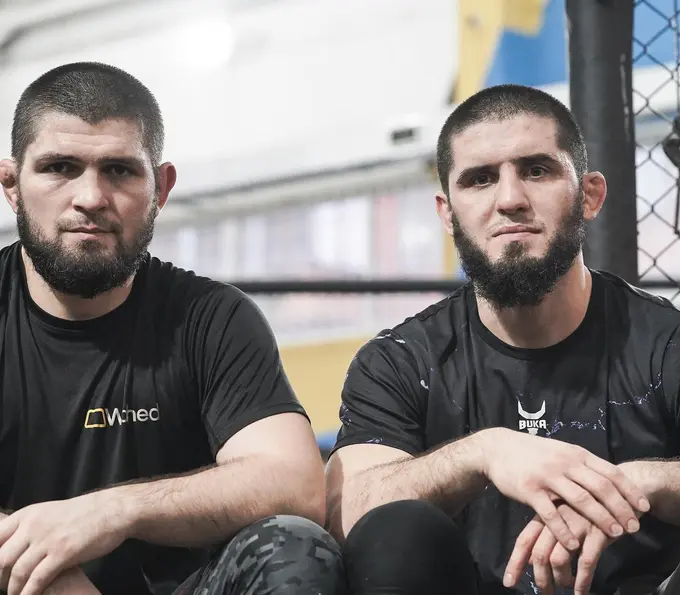 Ҳабиб Нурмагомедов Ислом Махачев кейинги жанги бўйича келишувга эришганини маълум қилди 