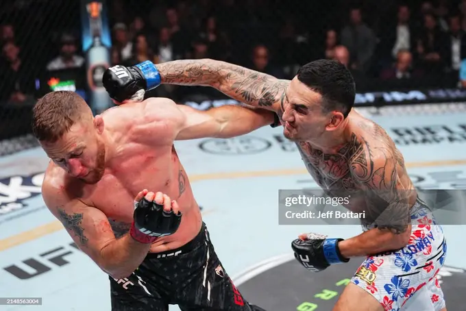 UFC 300. Макс Ҳоллоуэй 5-раунднинг сўнгги сонияларида Жастин Гетжини чуқур нокаутга учратди 