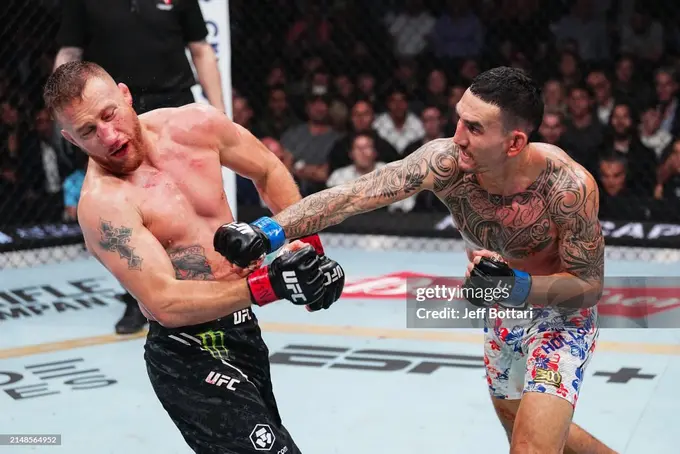 Гетжини мағлуб этган Ҳоллоуэй иккита бонусга эга бўлди. UFC 300 турнирининг бонус эгалари маълум бўлди 