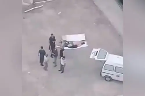 Andijonda 16 yoshli yigit o‘zini ko‘p qavatli uy tomidan tashlab yubordi