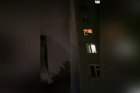 Тошкентда кўп қаватли уйлардан бирида ёнғин чиқди