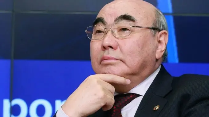 Садир Жапаров собиқ президент Асқар Акаевнинг хатоларини санади 