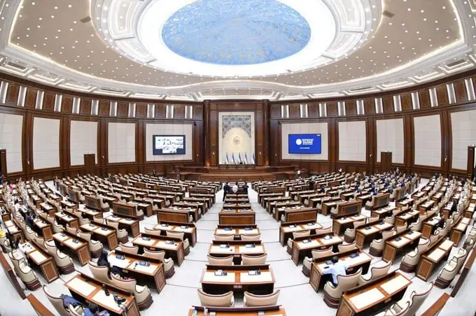 Senat temiryo‘l transporti tizimiga oid qonunni maʼqulladi