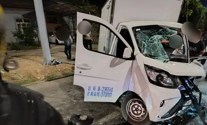 Toshkentda Cobalt va Changan to‘qnashuvi oqibatida YTH sodir bo‘ldi (video)