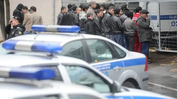 Rossiyadan 2 mingdan ortiq noqonuniy muhojir chiqarib yuboriladi