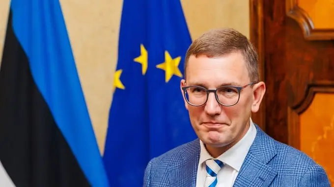 Эстония бош вазири мамлакатда яшовчи русларни сайлов ҳуқуқидан маҳрум қилишга чақирди