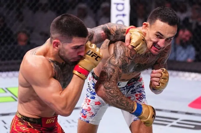 UFC 308. Iliya Topuriya uchinchi raundda Maks Holloueyni nokautga uchratdi
