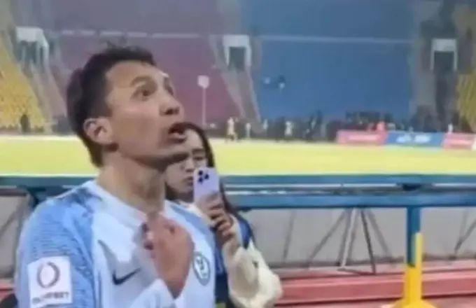 Qozog‘iston termasi sardori muxlislardan birini yakkama-yakka jangga chorladi (video)