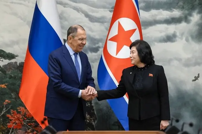 “Biz Ukraina mojarosida Rossiyaga yordam berishga tayyormiz” — Shimoliy Koreya TIV rahbari