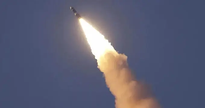 Yaponiya KXDR AQSH saylovlari oldidan kamida yettita ballistik raketa uchirganini ma’lum qildi