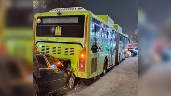 Toshkentda Lacetti va avtobus ishtirokida YTH sodir bo‘ldi