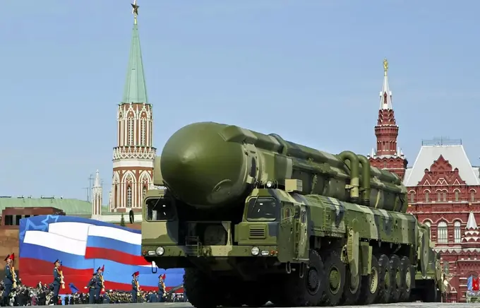 Кремль эскалация хавфини баҳолаш учун Россия ядровий доктринасини ўрганишга чақирди