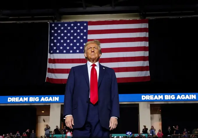 Trump plans 25% tariffs on Canada, Mexico, and China to tackle drugs and migration 