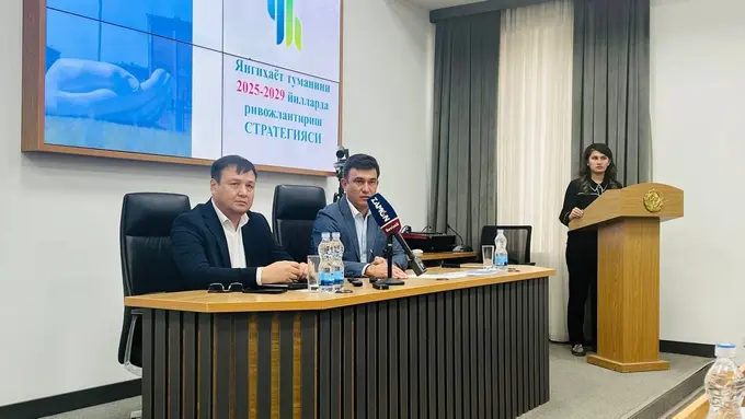 “Кимдир шу ерда қоламан деса, бузилишга тушмаган 9 қаватли уйлардан таклиф қилиниши мумкин” — Toshkent Invest масъули “Спутник”даги ёғоч уйлар ҳақида
