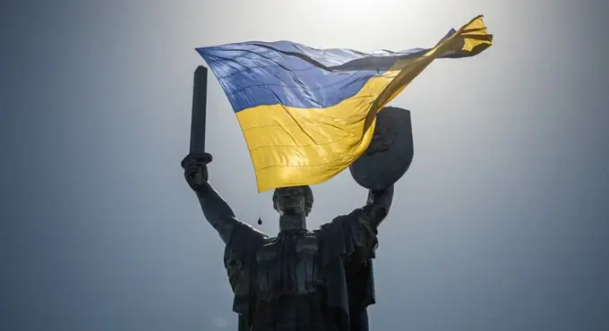 WSJ: Ukraina tinchlik uchun tayyorligini e’lon qilishga hozirlanmoqda 
