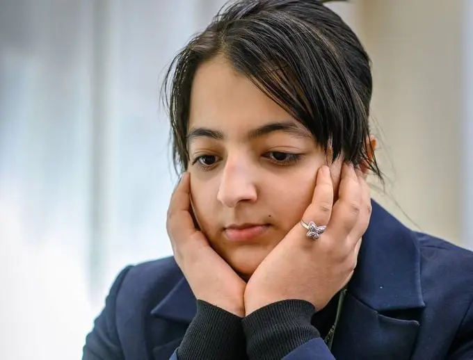 Saida Mirziyoyeva Afro‘za Hamdamovani rapid bo‘yicha jahon chempionatidagi ulkan yutug‘i bilan tabrikladi