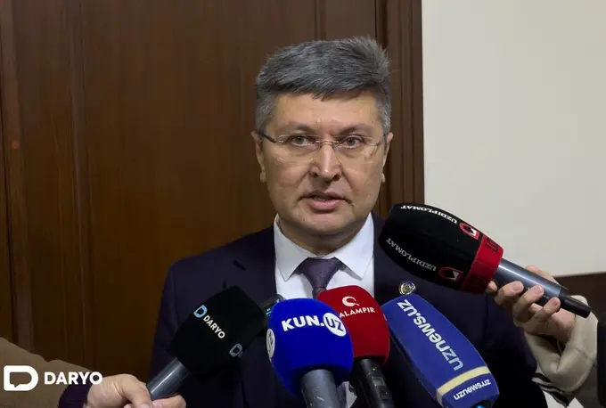 “Ҳайдовчиси ва қўриқчилари майда безориликда айбланиб, 15 суткага қамалган”. Алламжоновга суиқасд ишига алоқадор яна бир суд тафсилоти