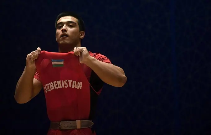 AQSHdagi o‘zbek sportchisi: og‘ir atletika bo‘yicha jahon chempioni Farhodbek Sobirov hikoyasi 
