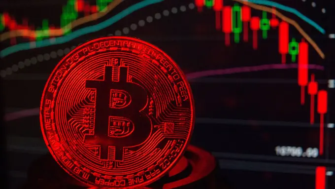 Биткоин нархи кескин тушди. Крипто бозорида нималар бўляпти?
