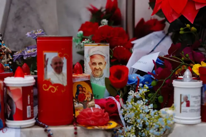 Vatikan Rim papasining ahvoli haqida ma’lumot berdi