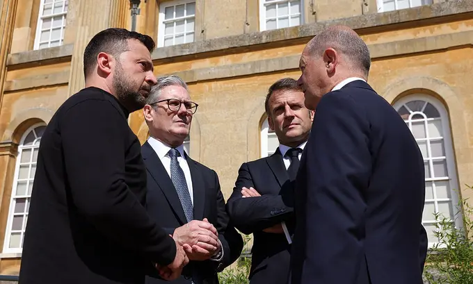 London va Parij Ukrainadagi urushni to‘xtatish rejasini tayyorlaydi