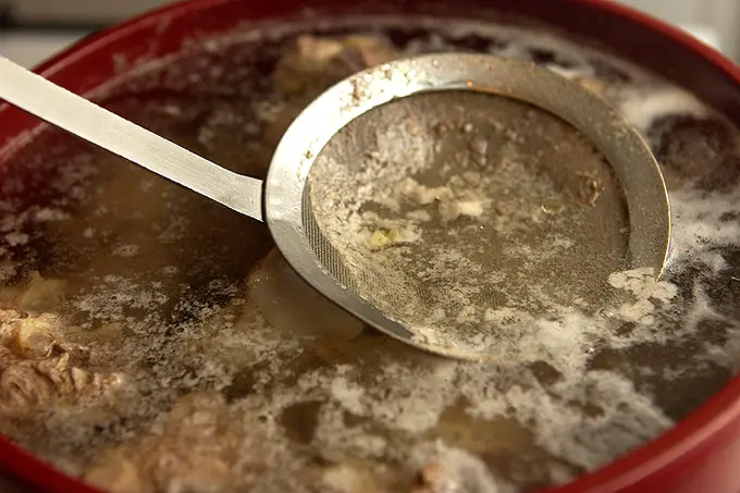 Sho‘rva ko‘pigining sog‘liqqa foydasi bormi? Nutritsiolog javob beradi