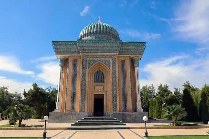 Samarqandda rekonstruksiya ishlari sababli 200 dan ortiq obyekt “snos”ga tushadi 
