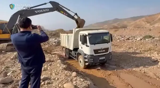 Bo‘stonliqda qum-shag‘alni noqonuniy qazish oqibatida tabiatga 4,5 mlrd so‘mlik zarar yetkazildi
