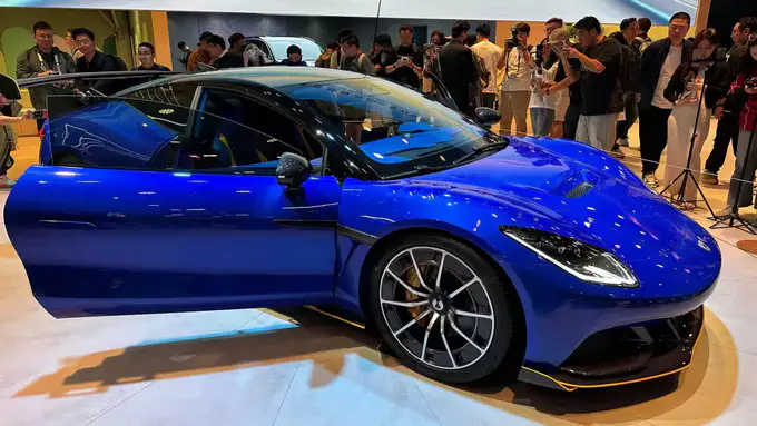 BYD o‘zining premium sportkarini namoyish qildi (foto)