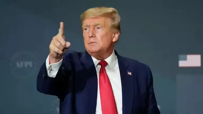 Аксарият америкаликлар Трампнинг иқтисодий сиёсатини салбий баҳоламоқда