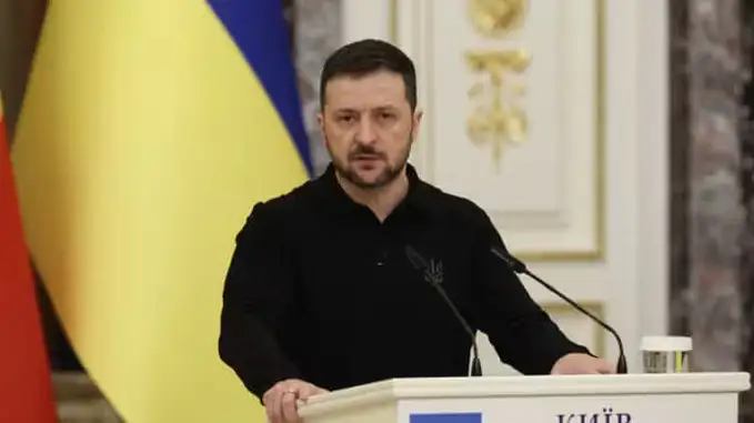 Зеленский Путиннинг май ойидаги уч кунлик сулҳ таклифини рад этди