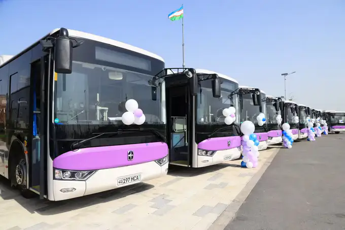 Farg‘onaga Xitoydan 24 ta yangi avtobus olib kelindi