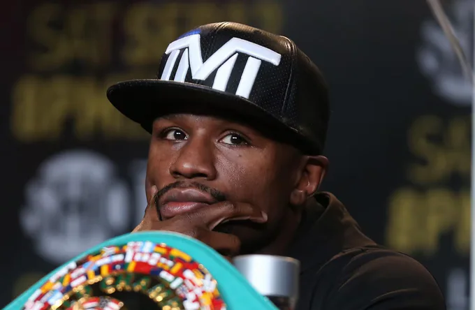 Floyd Meyvezer jurnalistdan 100 mln yevro talab qilmoqda