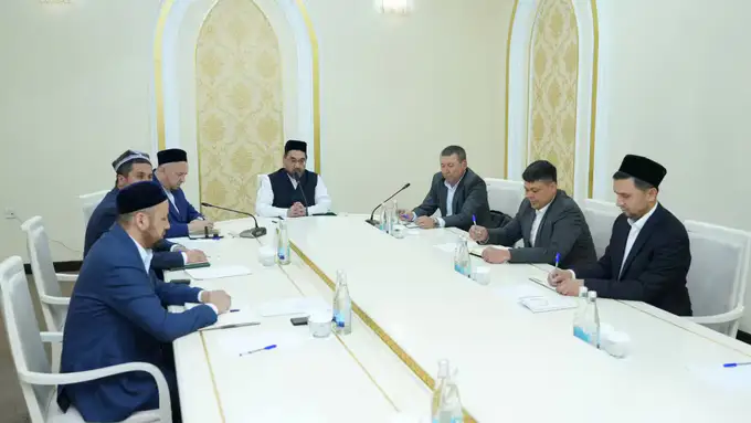 “Haj – 2025” mavsumida hojilarga qancha ellikboshi va mingboshi xizmat qiladi? 