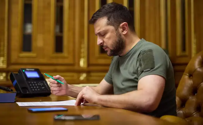 Zelenskiy O‘zbekistondagi uchta kompaniyaga sanksiya qo‘lladi