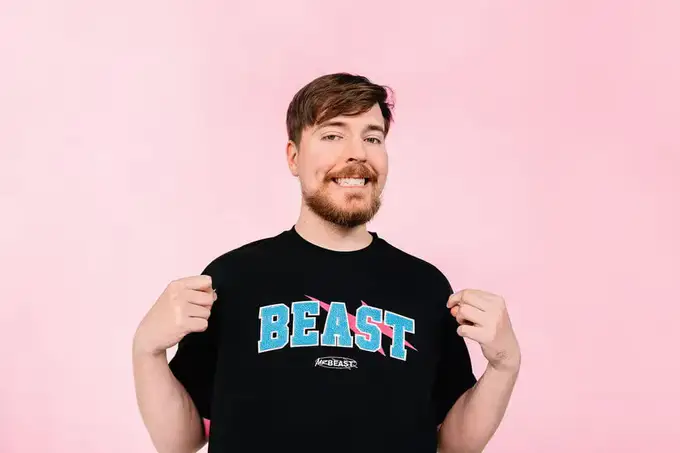 MrBeast YouTube tufayli eng yosh milliarderga aylandi