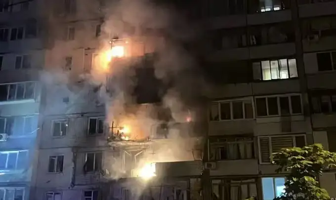 Rossiyaning Ukrainaga raketa va dronlar bilan qilgan hujumi oqibatida 10 dan ortiq odam vafot etdi