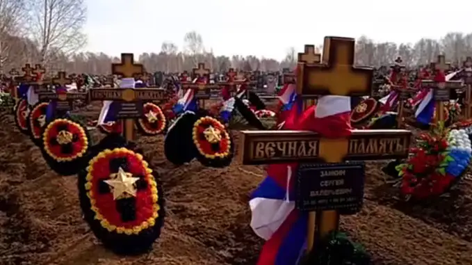 Ukrainaga qarshi urushda halok bo‘lgan 110 mingga yaqin rossiyalik harbiyning shaxsi aniqlandi