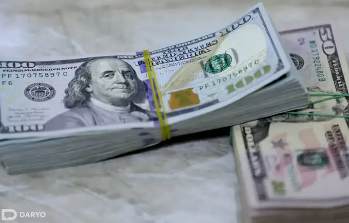O‘zbekistonda dollar kursi tushdi